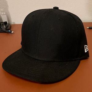 New Era Custom 9FIFTY Snapback Cap Black Men One Size Flat Brim Adjustable Strap